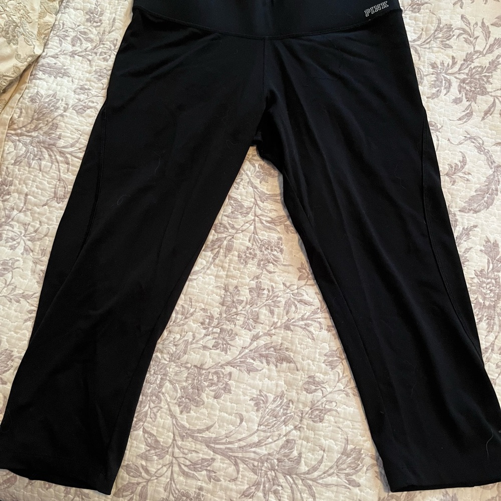 VSPINK cropped yoga leggings